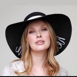Hello Sunshine Floppy Hat Black and White
